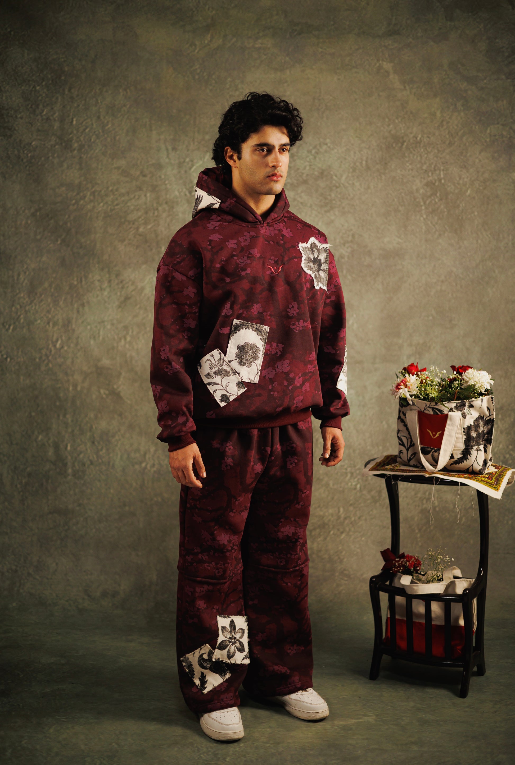 Wounded floral hoodie