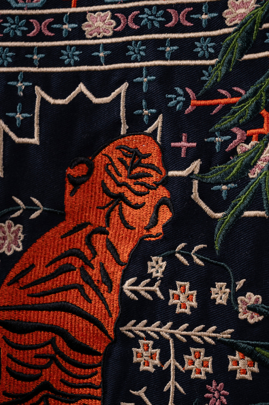 TIMELESS STRIPES SHIRT