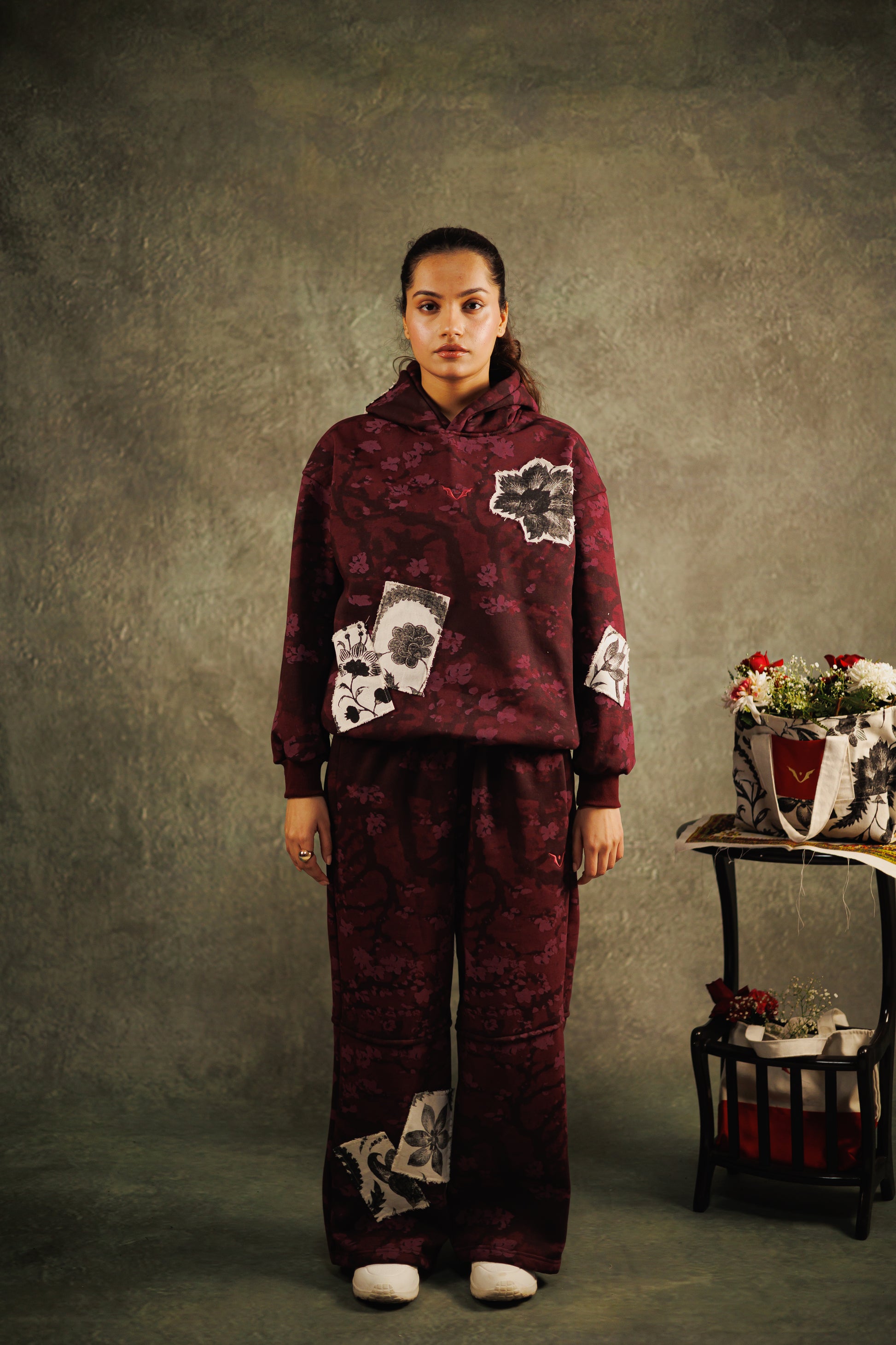 Wounded floral hoodie