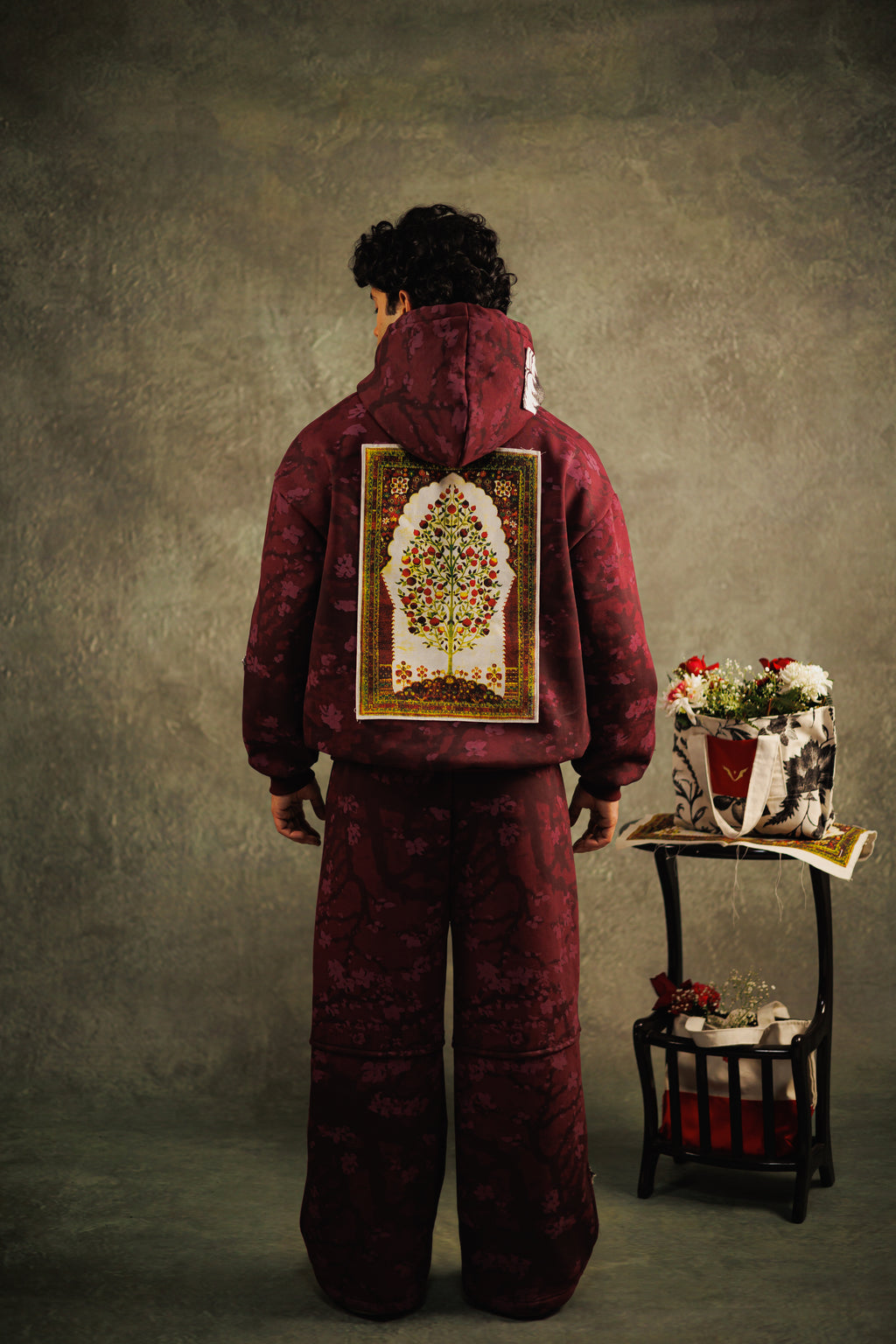 Wounded floral hoodie