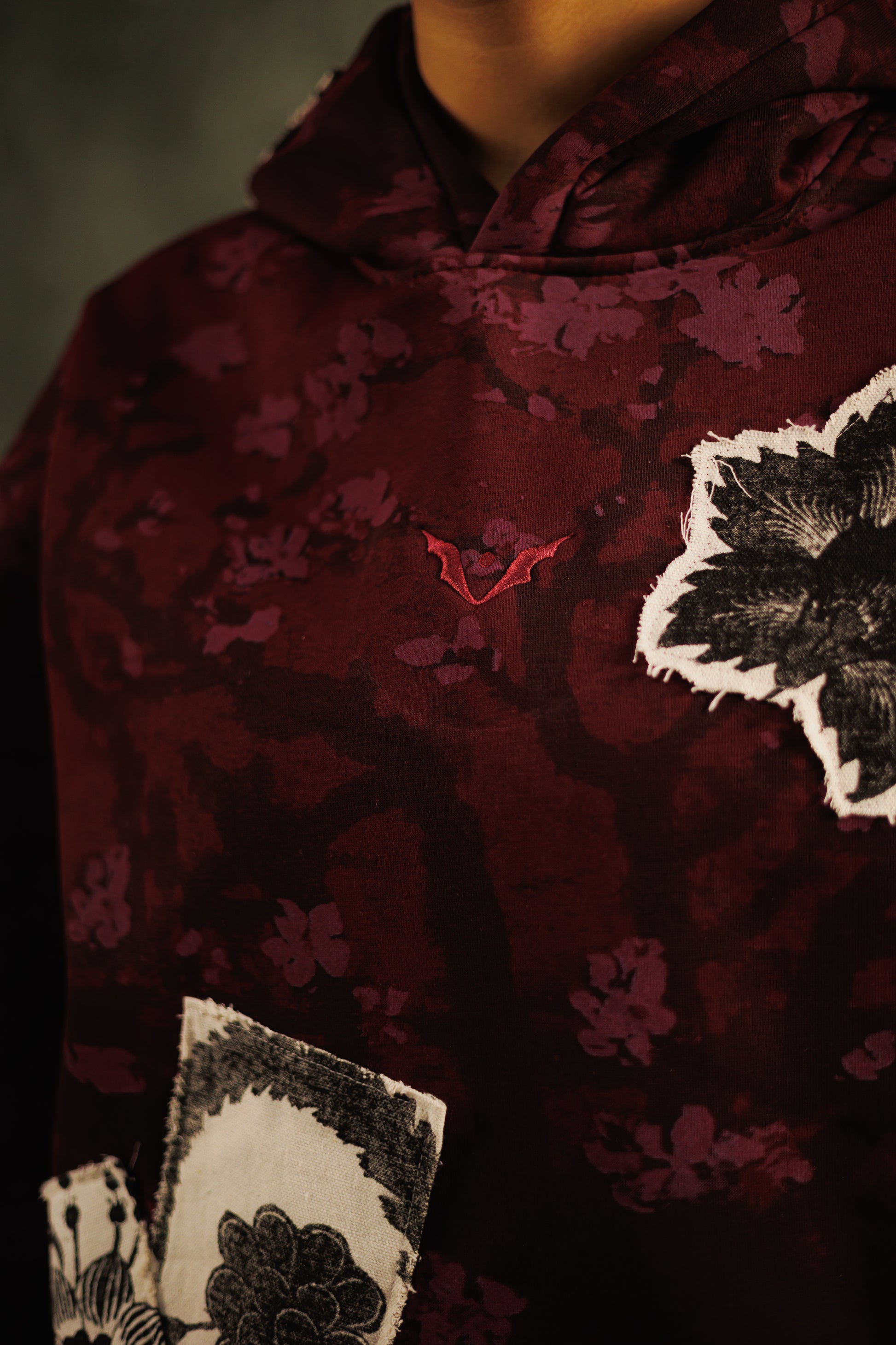 Wounded floral hoodie